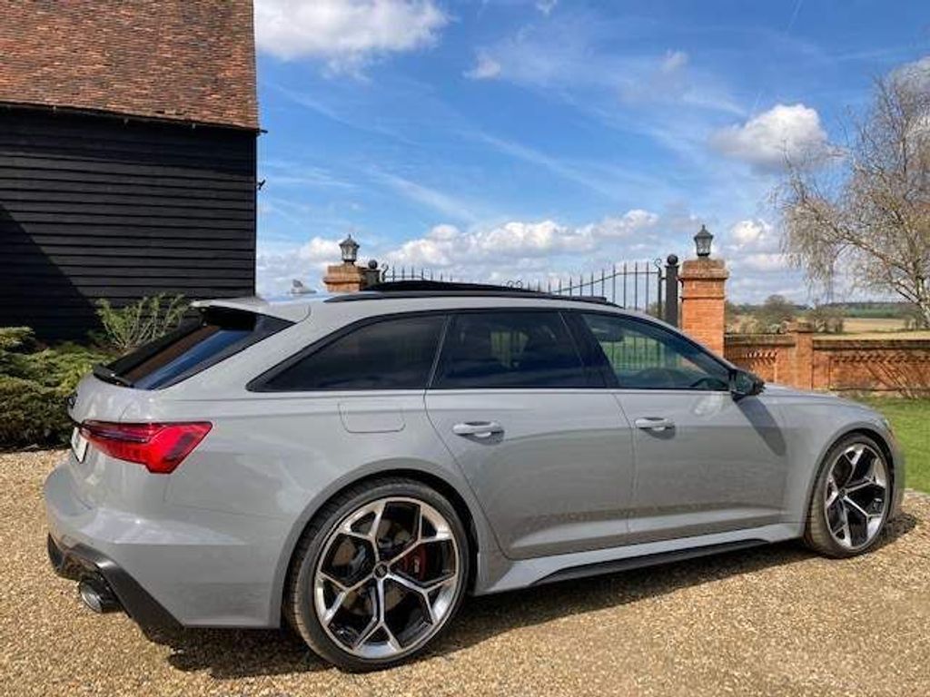 Audi RS6 Avant 4.0 TFSI V8 Performance Carbon Vorsprung Tiptronic quattro